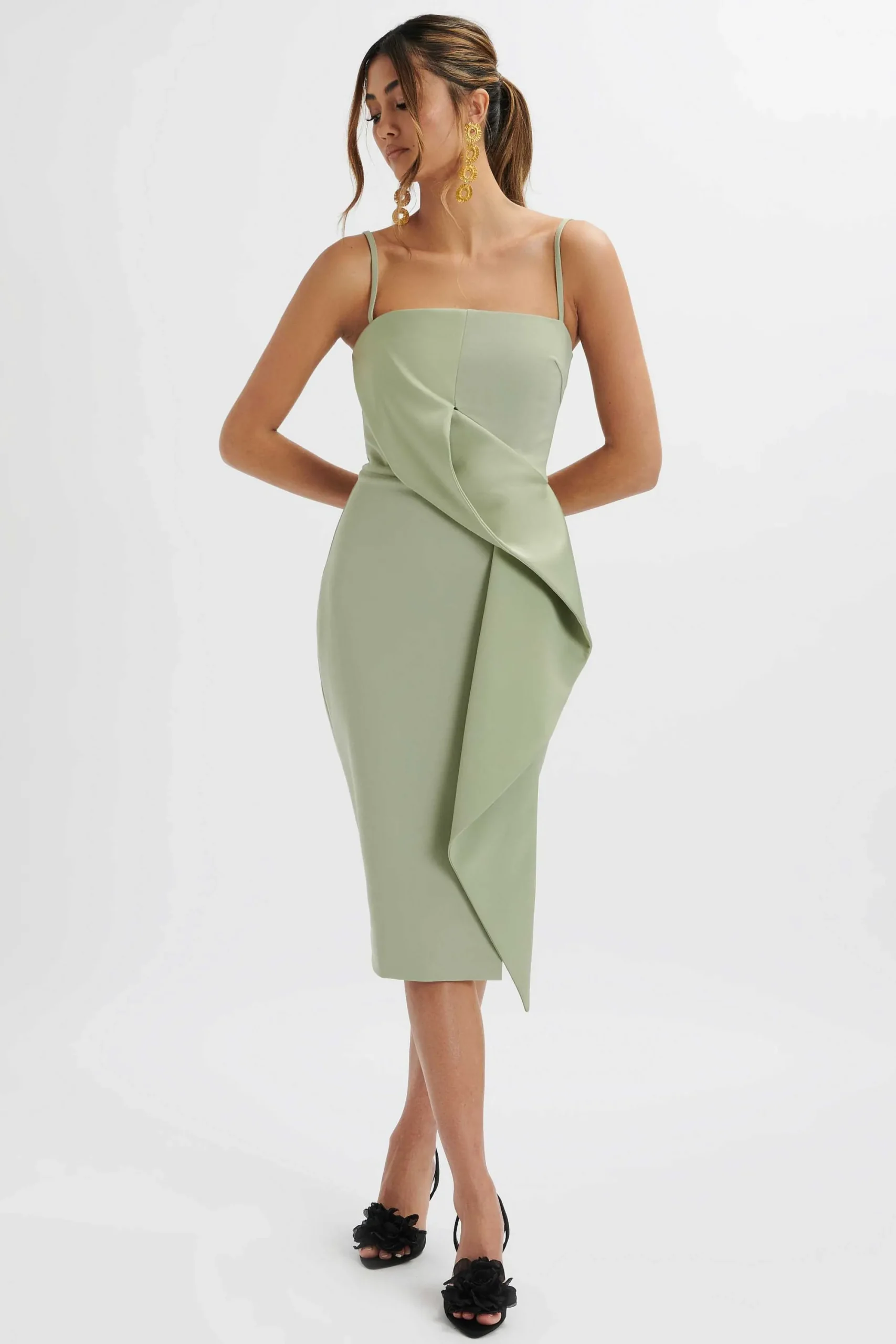 bonnie_waterfall_frill_mi_1.webp Lavish Alice Bonnie Waterfall Frill Midi Dress In Sage Green Shop